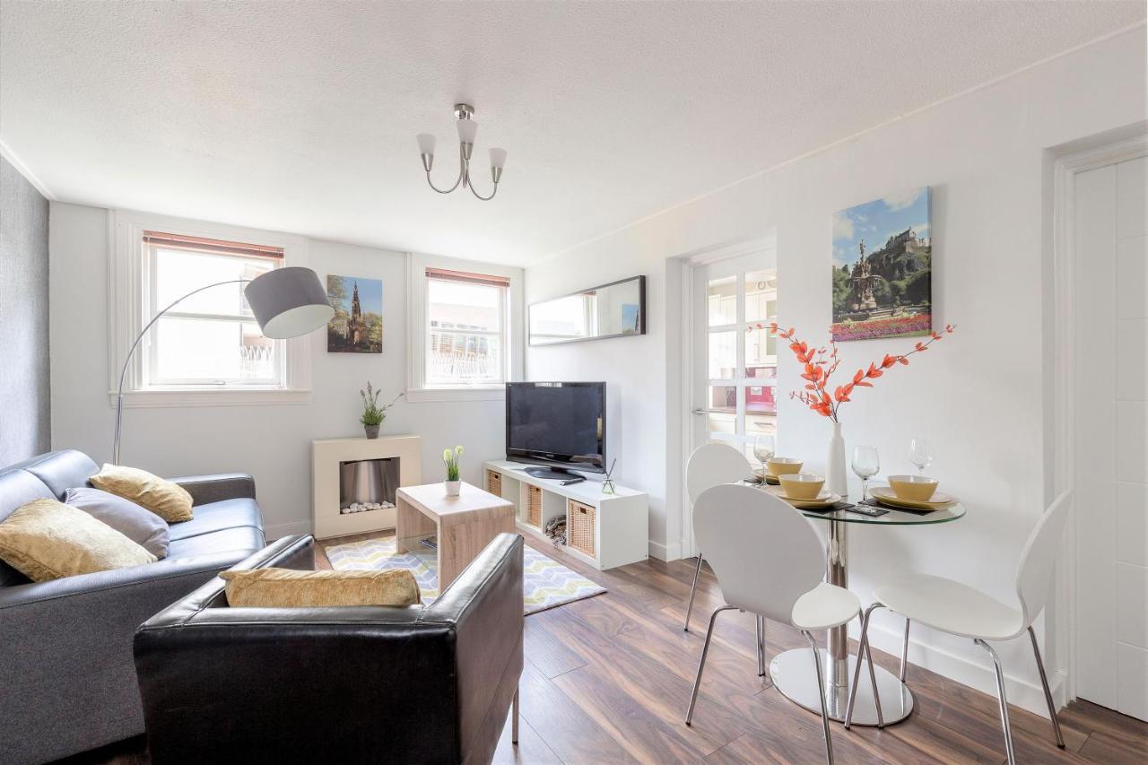 Stunning 1 Bed At Holyrood Palace & Arthurs Seat Edinburgh Exterior photo